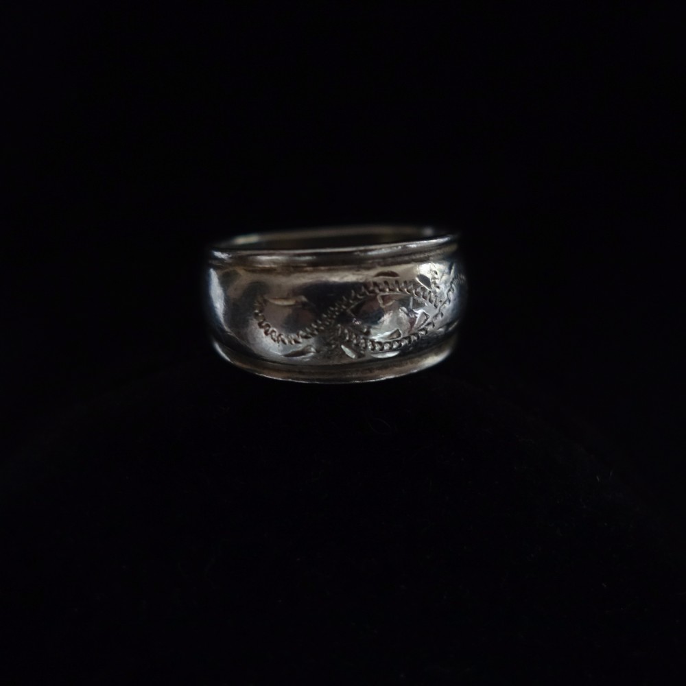 Bred silverring
